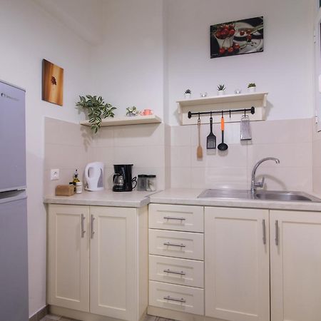 Cherry Apartment Corfu Corfu  ภายนอก รูปภาพ